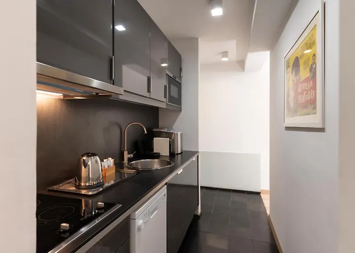 Margutta Mews Apartment *