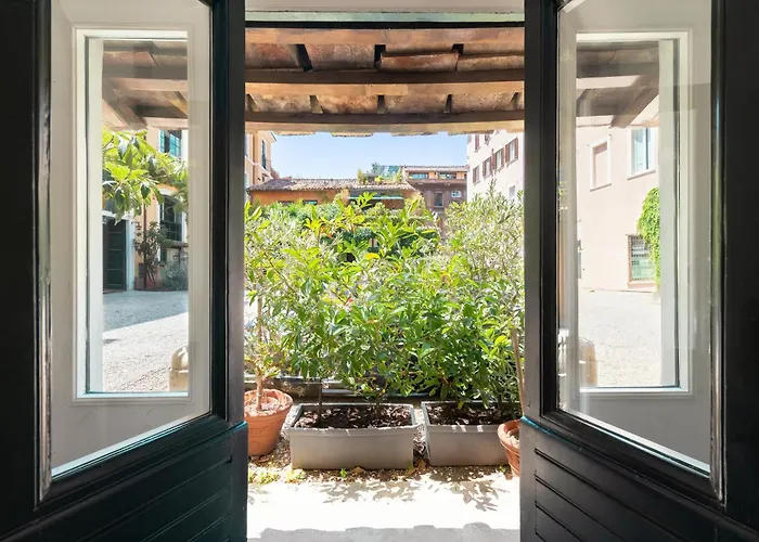 Margutta Mews Apartment Rome
