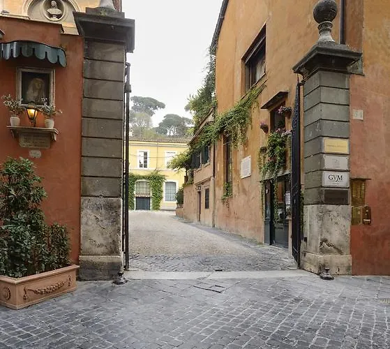 Margutta Mews Apartment Rome
